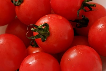 高糖度のトマト！スイートトマトの味や形の特徴と魅力は？